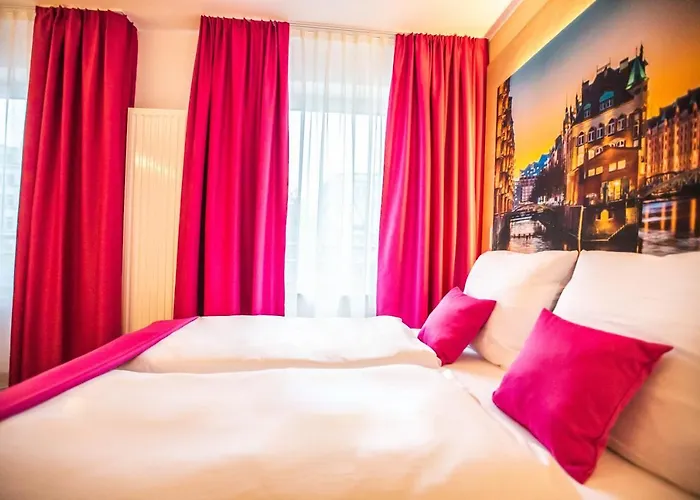 Hotel Luckys 3*