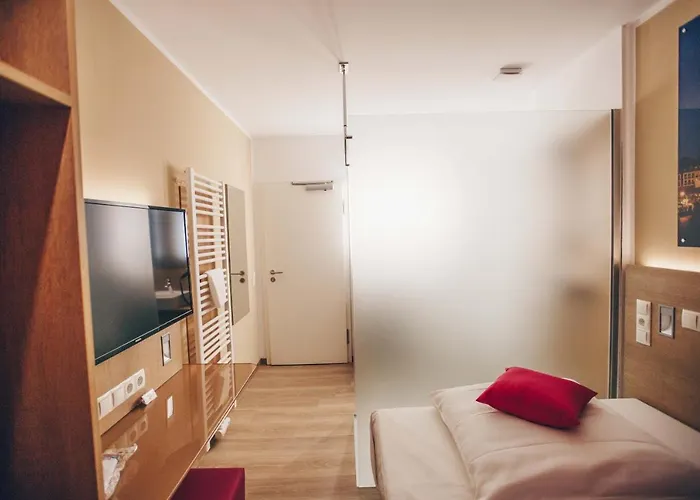 Hotel Luckys 3*